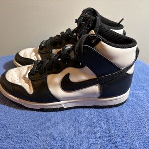 Nike Black and White Panda DD1869-103 Excellent Condition Women’s Size 6